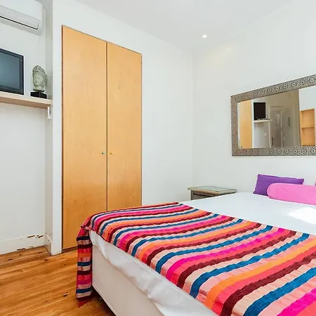 Apartment Renovated In Lisbon