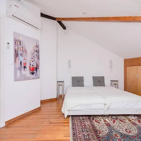 Apartman Renovated In *