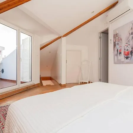 Apartman Renovated In